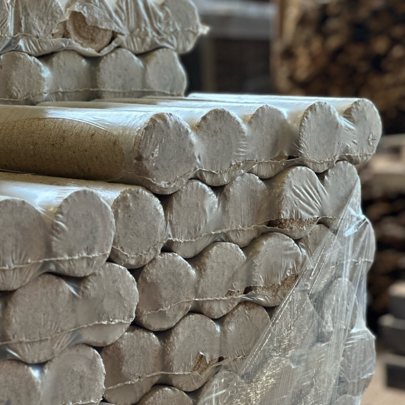 BRITEBURN Nestro Softwood Heatlog Briquettes